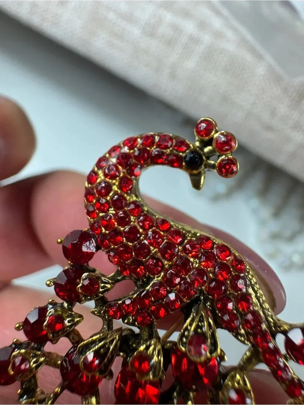 Red Crystal Peacock Brooch - Elegant Women's Jewelry